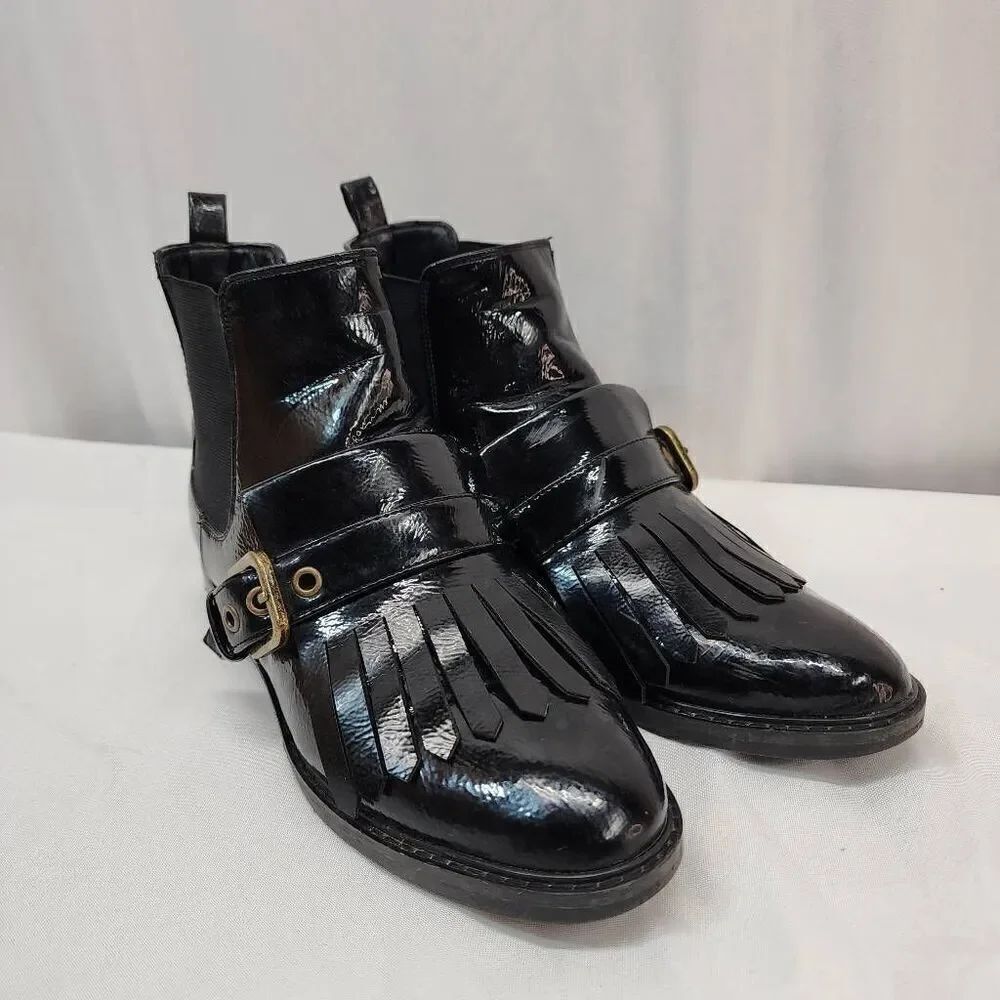 Marc Fisher Size 7 Brigita Black Kiltie Ankle Boots Patent Leather Fringe Buckle